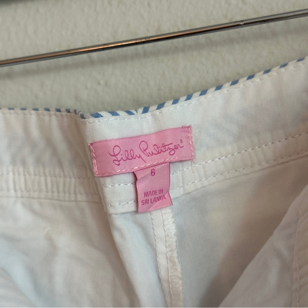 Lilly Pulitzer Blue & White Seersucker Skort with Sequin Jellyfish | Size 6 - Picture 4 of 7